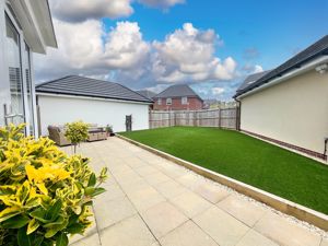 Photo 10- click for photo gallery